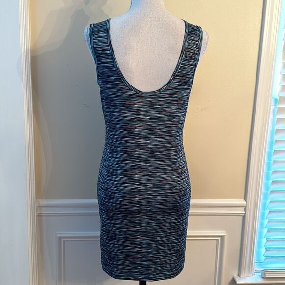 Reel Legends “ Keep It Cool” Athleisure Dress - Picture 4 of 6